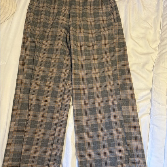 American Eagle Outfitters Pants - American Eagle Outfitters Wide Leg Plaid Pants - Gray and Tan